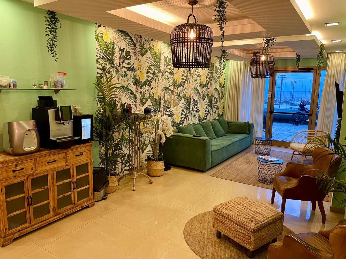 Marina Beach Hotel テル・アビブ エクステリア 写真