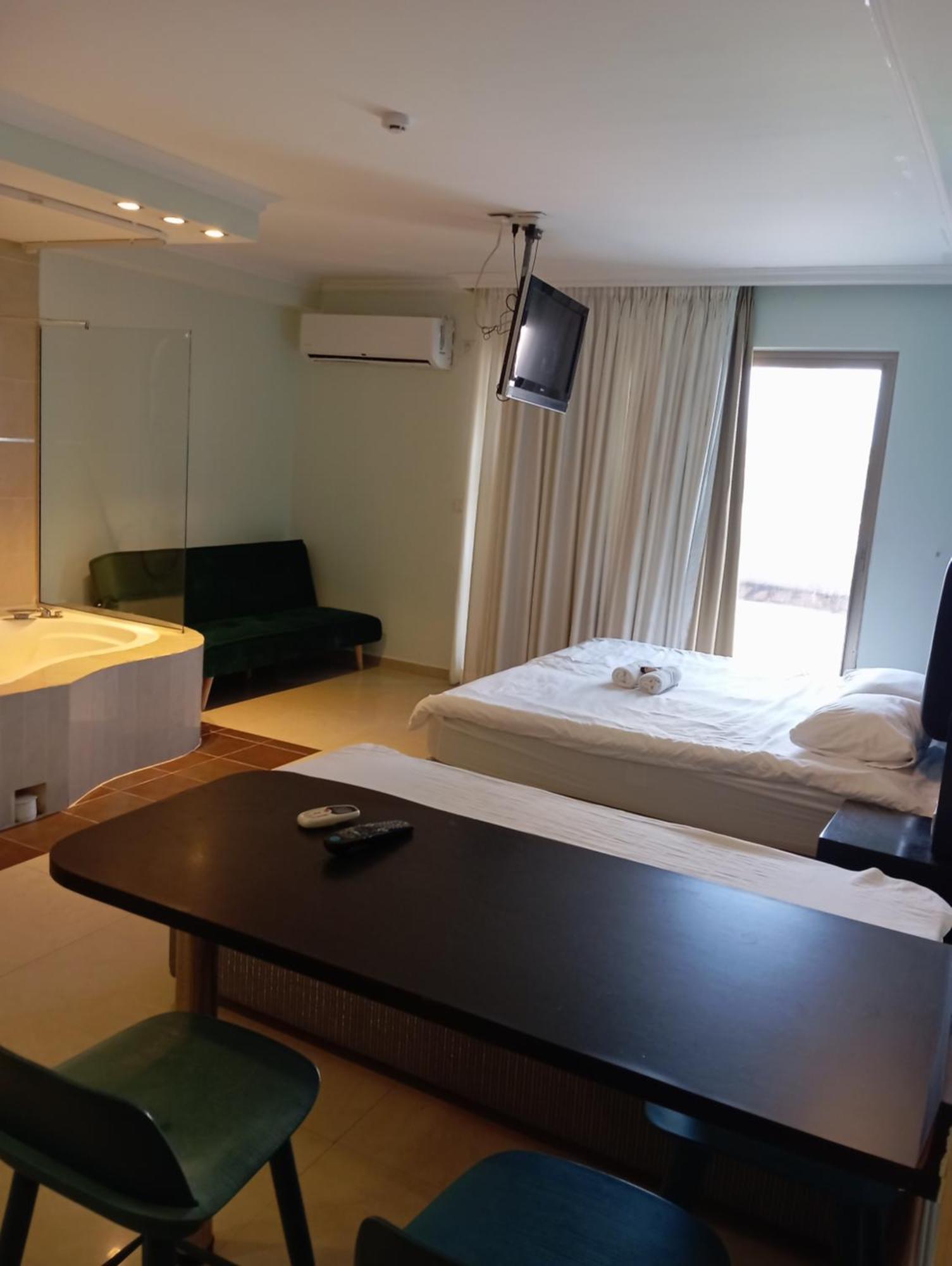 Marina Beach Hotel テル・アビブ エクステリア 写真