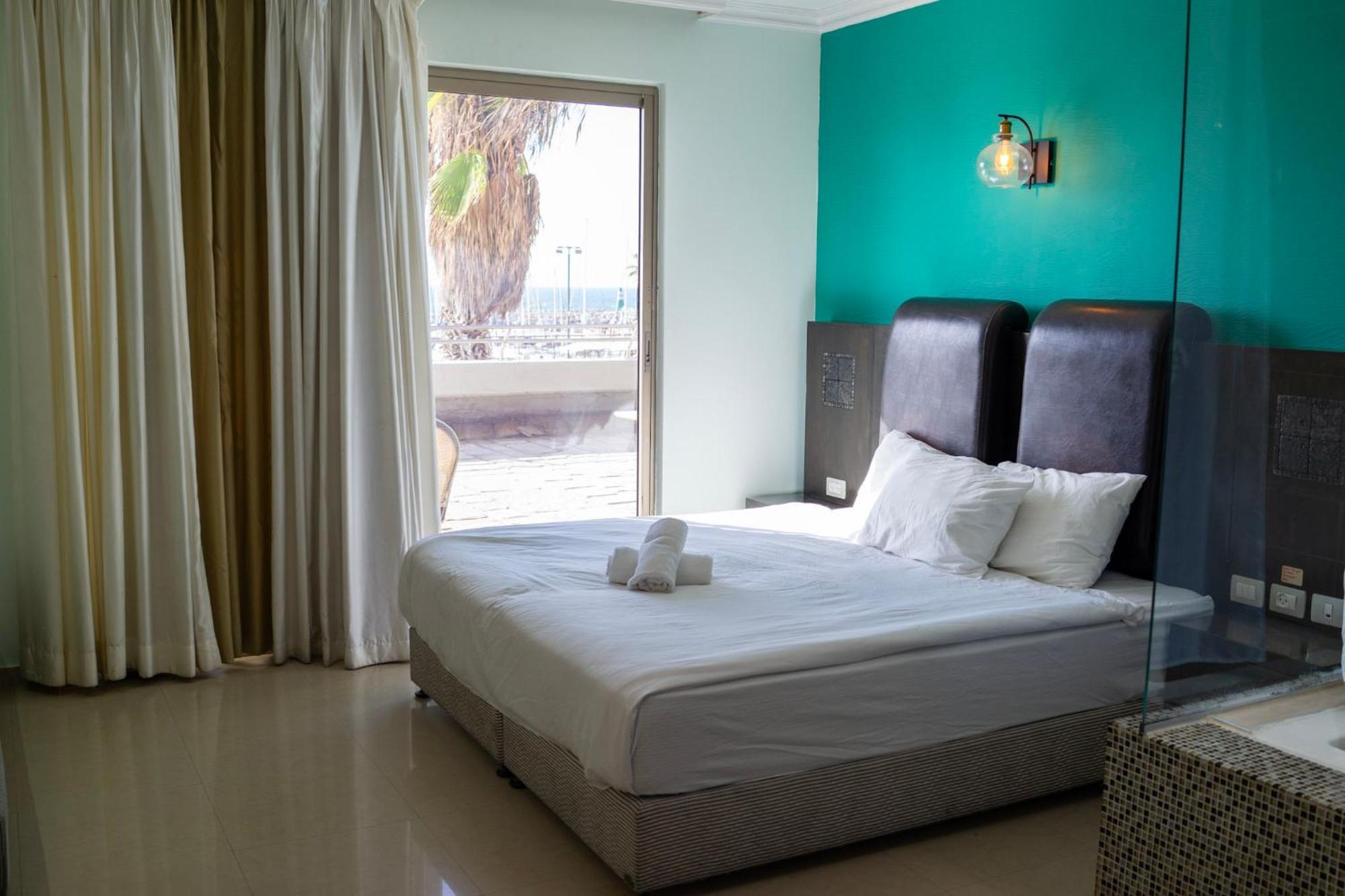 Marina Beach Hotel テル・アビブ エクステリア 写真