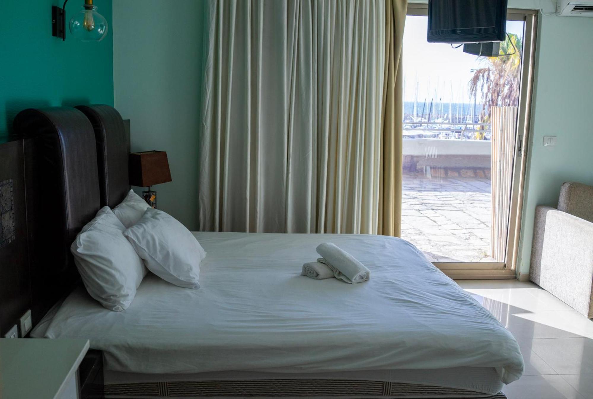 Marina Beach Hotel テル・アビブ エクステリア 写真