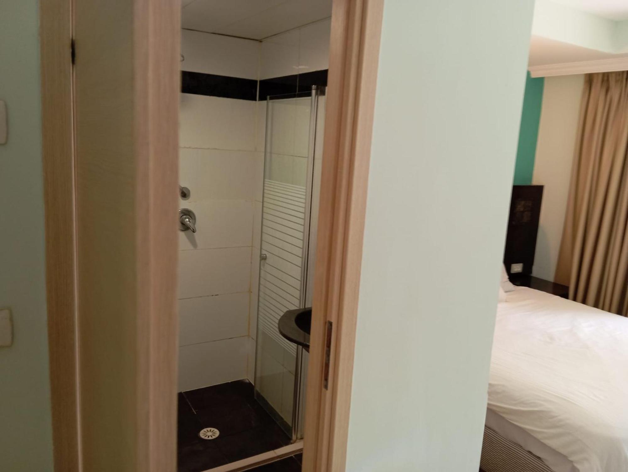 Marina Beach Hotel テル・アビブ エクステリア 写真